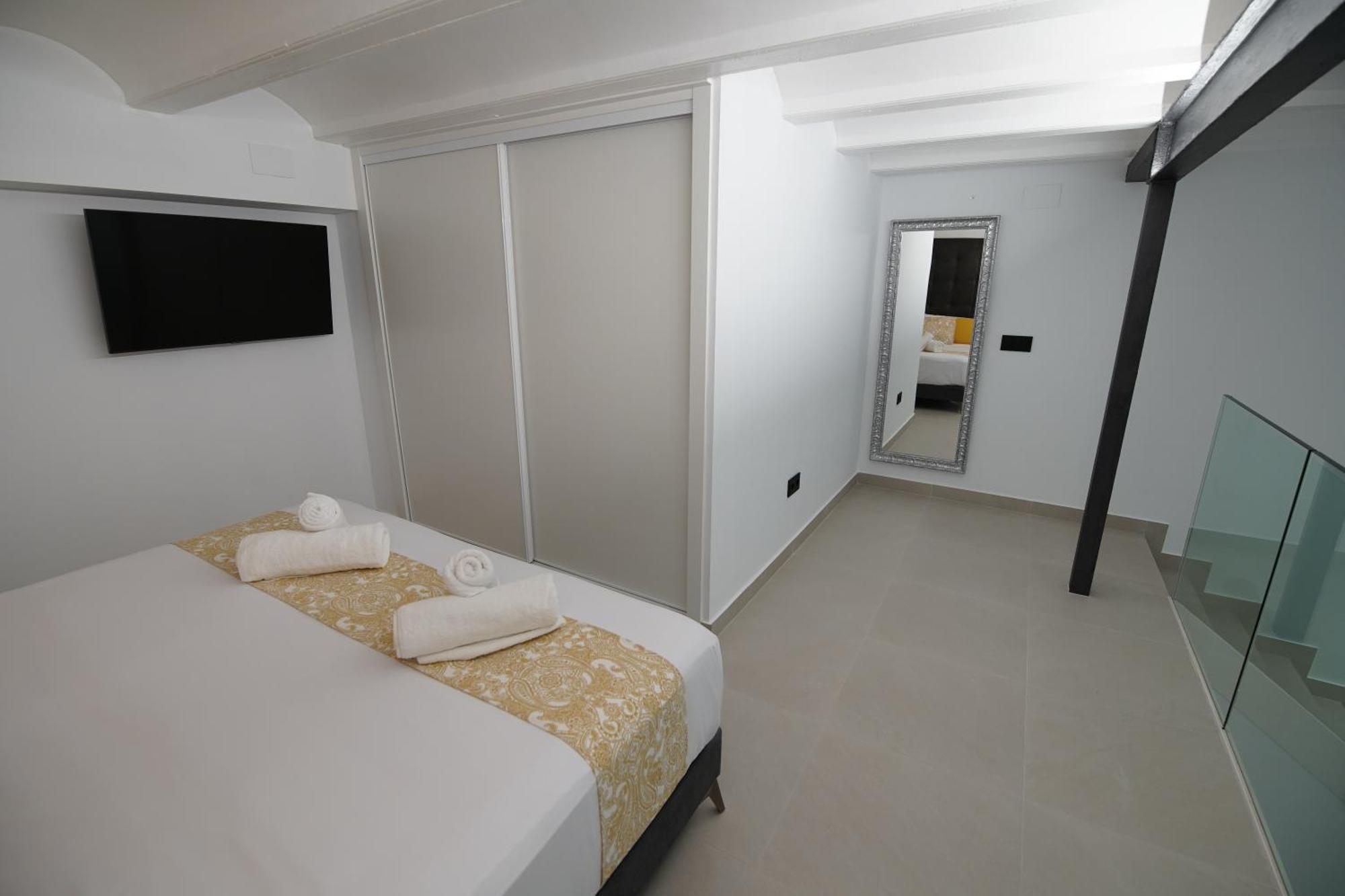 Bet Apartments - Suites Puerto Valencia Eksteriør bilde